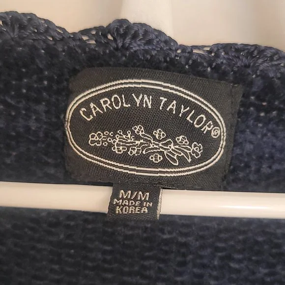 Cozy Vintage Carolyn Taylor Floral Embroidered Navy Sweater - Picture 8 of 10